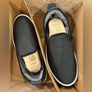 Allbirds Wool Loungers Woven W9 new in box. Received as a gift.